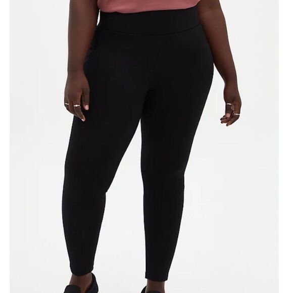 Torrid High-Rise Pixie Fleece Skinny Pants NWT - Picture 1 of 6